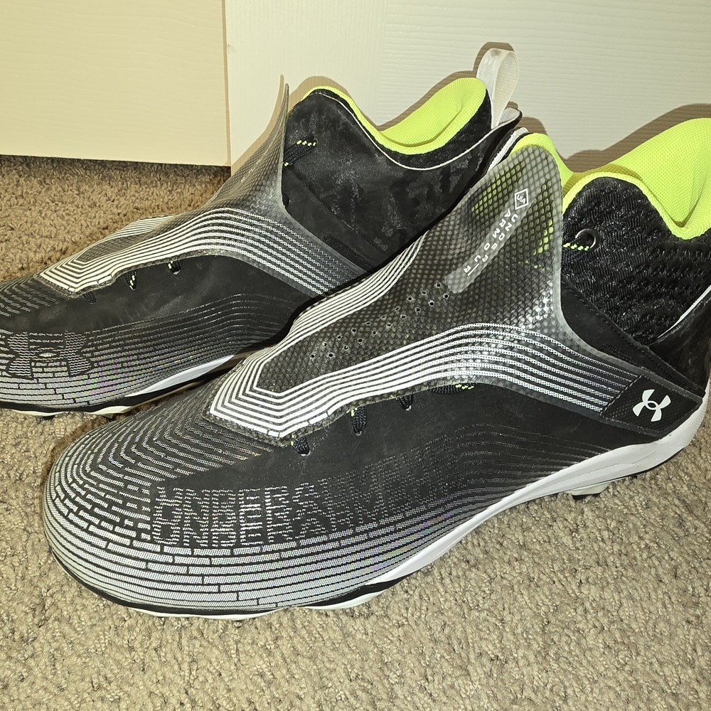 Under Armour Black and Green Swim Footwear